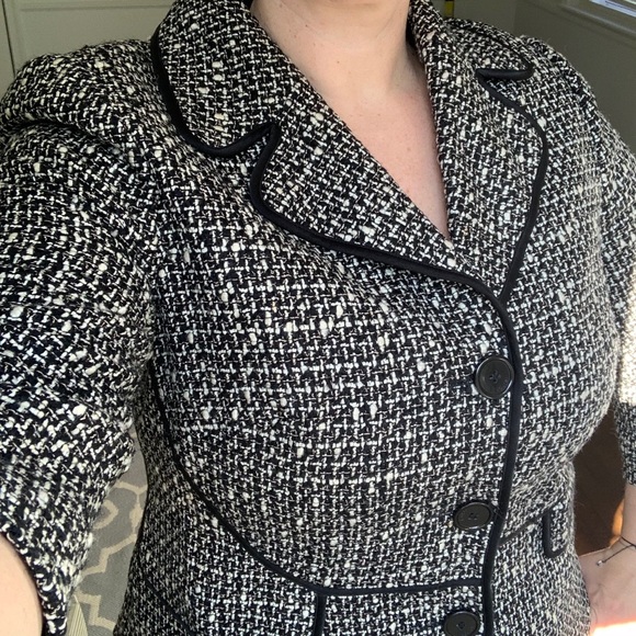 LAUREL by ESCADA Boucle Jacket - Picture 4 of 10